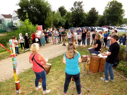Menschen auf der Straße 